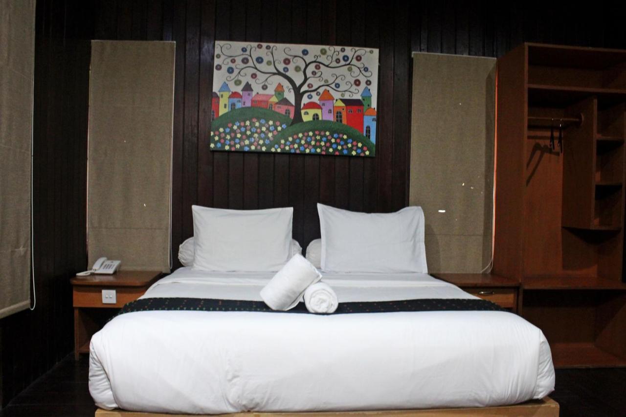 Exotic Komodo Hotel Labuan Bajo Εξωτερικό φωτογραφία